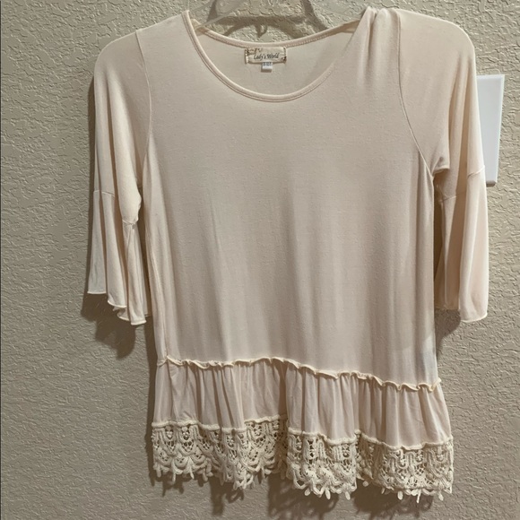 Off white cotton 3/4 sleeves w/ lace embellishment - Picture 2 of 9